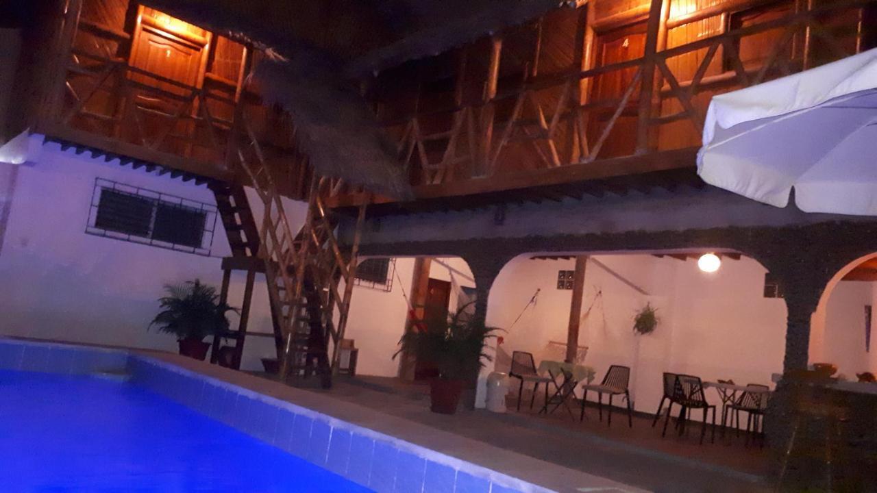 Hostal Villa Brisa บาเยนิตา ภายนอก รูปภาพ
