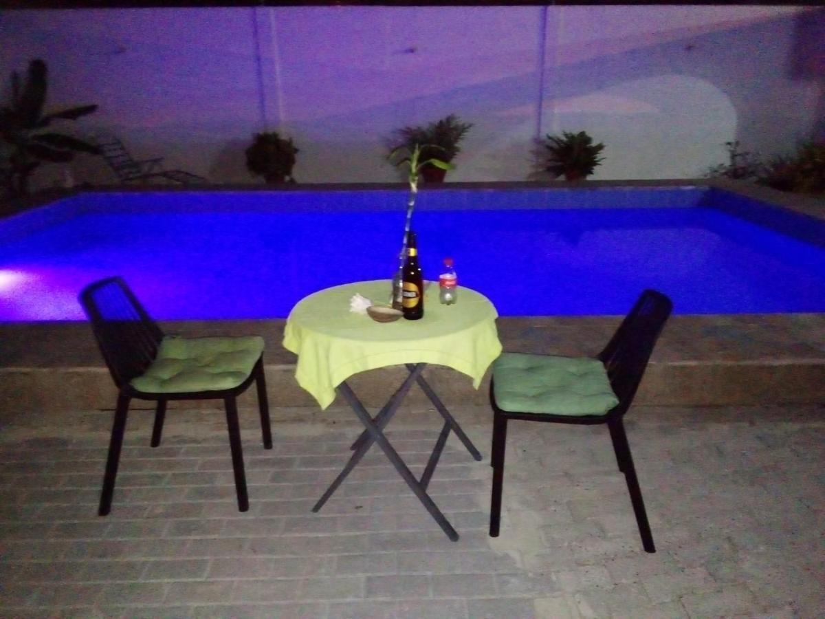 Hostal Villa Brisa บาเยนิตา ภายนอก รูปภาพ